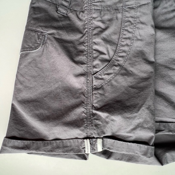 Women’s grey shorts - Nike - Picture 7 of 9